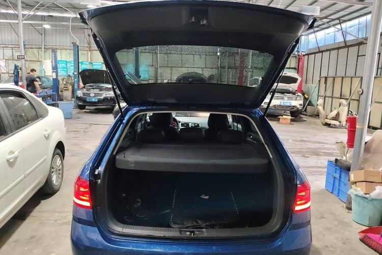 Used Volkswagen Gran Lavida 2017 1.6L Automatic Fashion Edition
