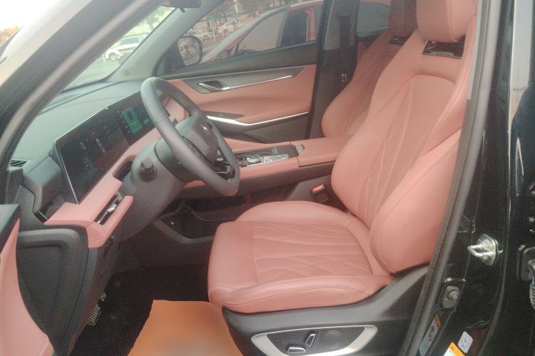 Used Changan CS75 PLUS 2024 3rd Generation Champion Edition 1.5T Intelligent Drive Dynamic Model
