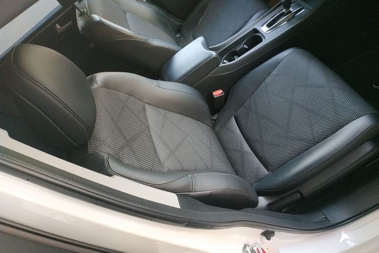 Used Honda Jade 2014 1.8L Automatic Comfort Elite Version 5 Seats
