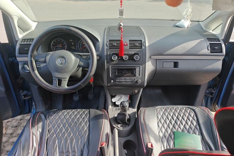 Used Volkswagen Touran 2013 1.4T Manual Fashion Edition 5 Seats
