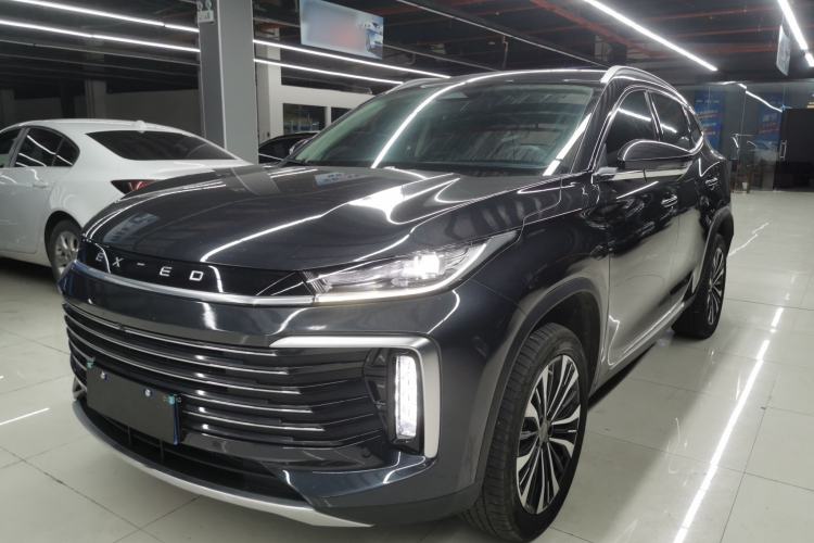 Used  Lingyun 2024 300T Two-Wheel Drive Starlight Edition
