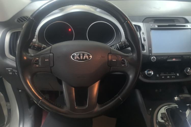 Used Kia Sportage R 2015 2.0L Automatic Two-Wheel Drive DLX Model
