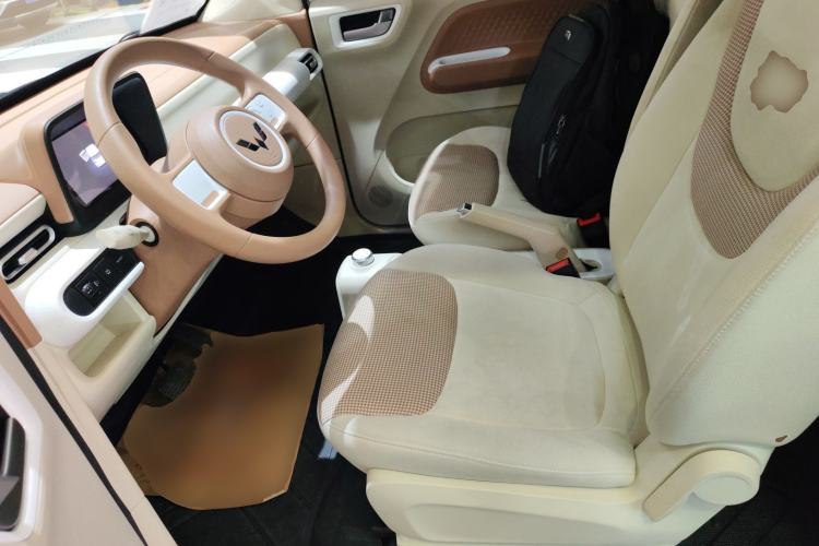 Used Wuling Hongguang MINIEV 2024 3rd Generation 215km Youth Edition