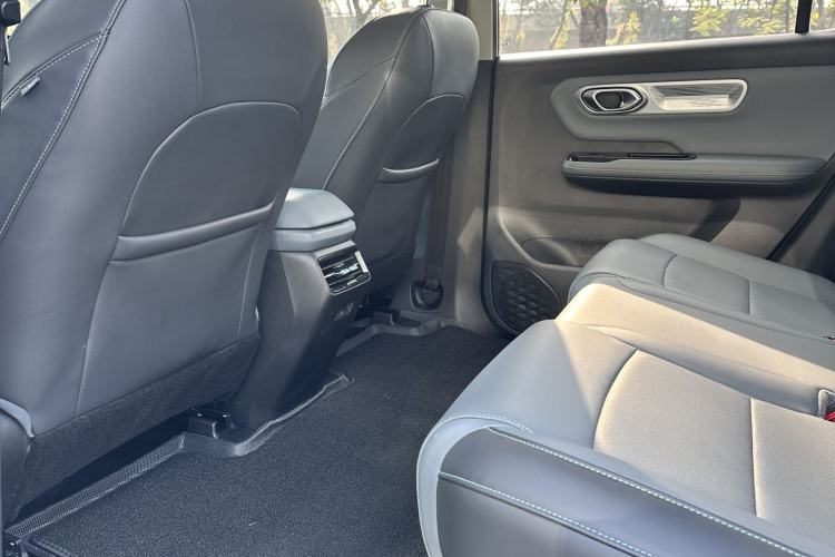 Used AION Y 2023 Plus 510 Tech Edition
