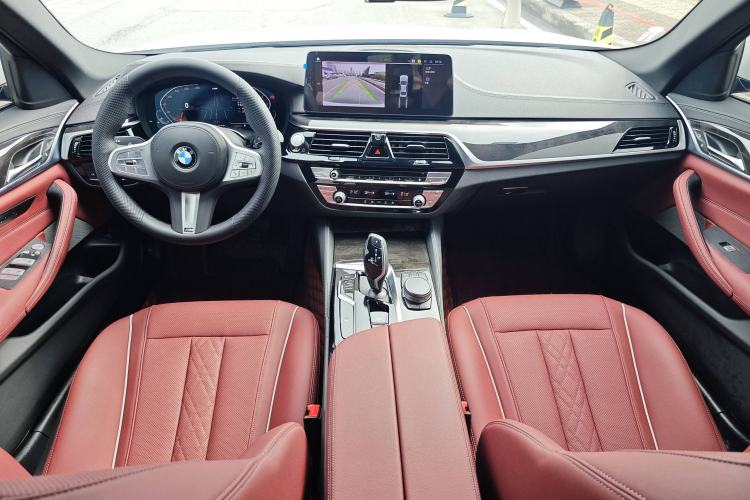 Used BMW 5 Series 2022 Second Facelift 525Li M Sport Package
