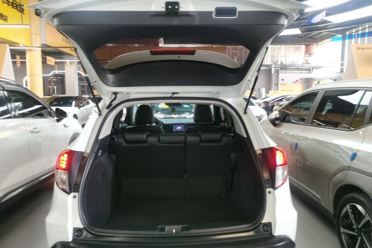 Used Honda Vezel 2020 1.5L CVT Pioneer Edition