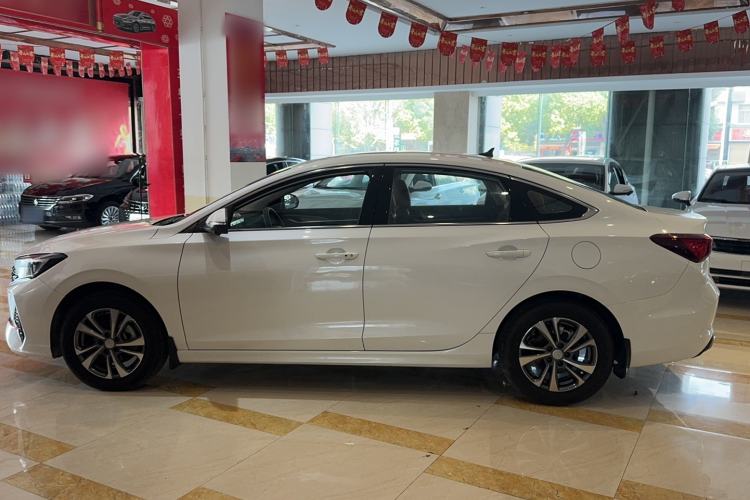 Used Changan Eado 2023 Changan Edition PLUS Blue Whale NE 1.4T GDI DCT Prestige Version
