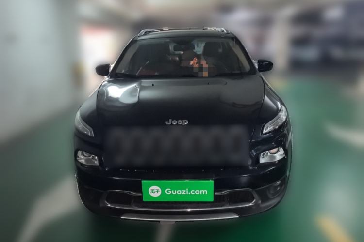 Used  Cherokee 2017 2.0L Superior Edition