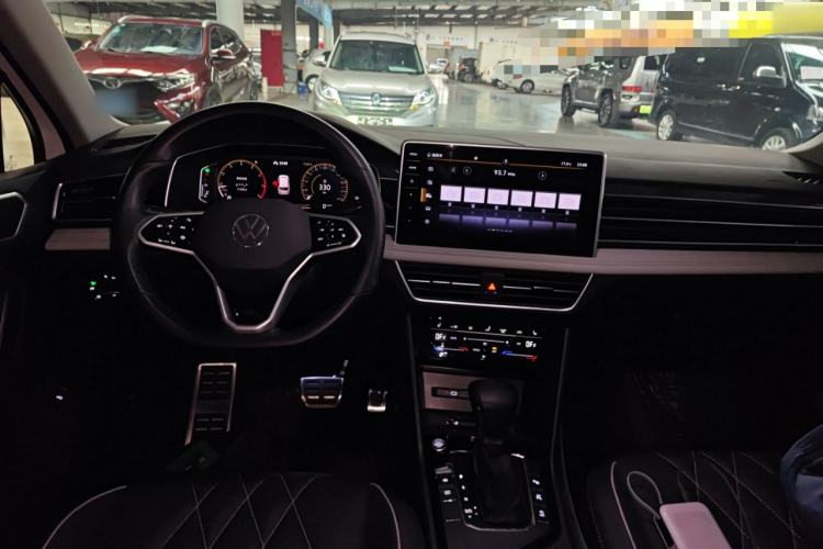 Used Volkswagen Tiguan L 2022 330TSI Automatic Two-Wheel Drive R-Line Enhanced Edition
