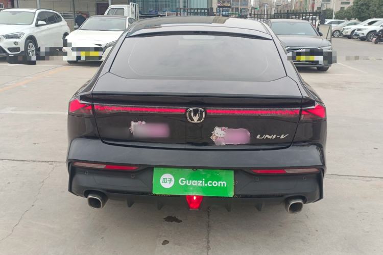 Used Changan UNI-V 2022 1.5T Smart Navigation Version
