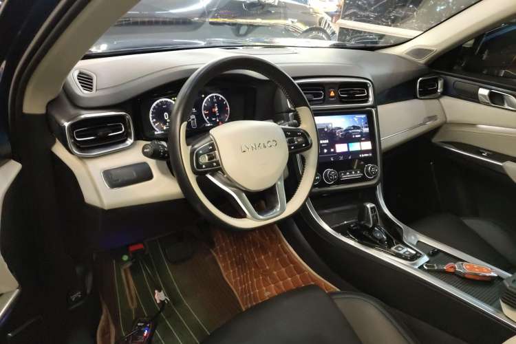 Used Lynk & Co 01 2019 2.0T Two-Wheel Drive Zhaopu Version China VI Standard