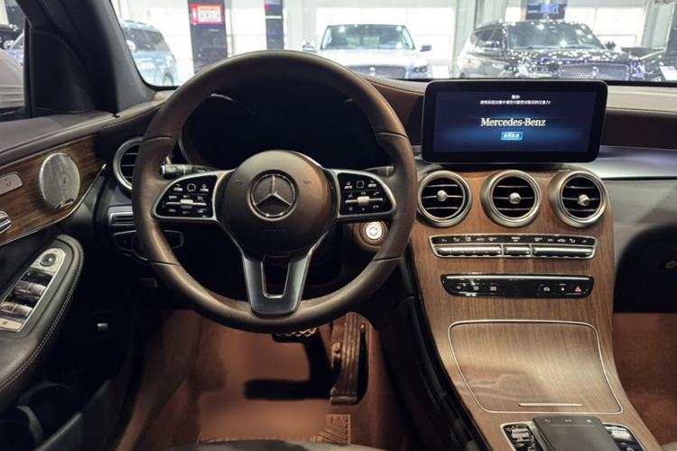 Used Mercedes-Benz GLC 2021 GLC 300 L 4MATIC Dynamic Model
