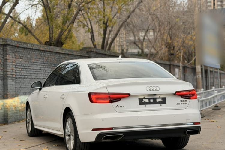 Used Audi A4L 2019 40 TFSI Ambition China VI
