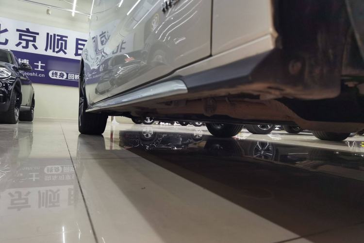 Used Toyota Granvia 2023 2.5L Hybrid Flagship VIP Edition
