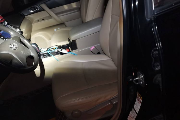 Used Toyota Highlander 2012 2.7L 2WD 5-Seater Elite Edition
