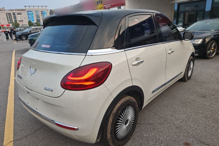 Used Wuling Bingo 2023 333 km Lingxi Connected+ Version
