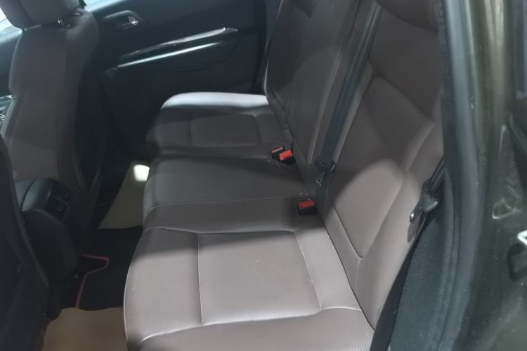 Used Peugeot 3008 2015 2.0L Automatic Classic Edition
