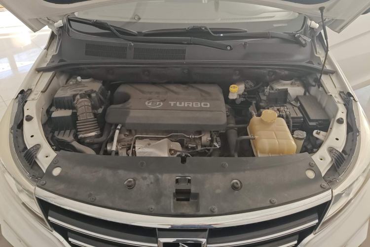 Used Baojun 730 2017 1.5T Manual Zhishang Model 7 Seats China V Emission Standard
