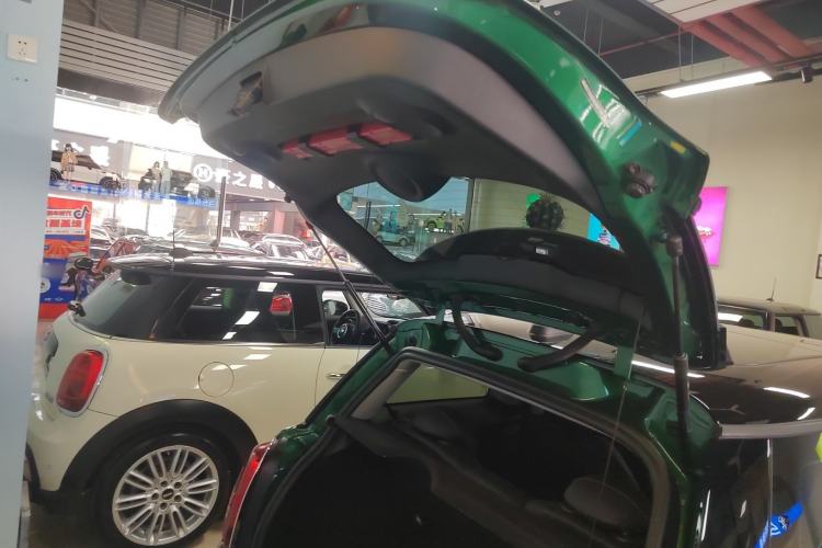 Used  MINI 2022 Updated 1.5T COOPER Classic Edition
