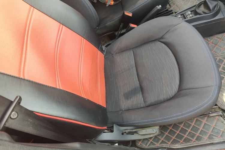 Used JMEV E200L 2018 E200L Standard Model (250 km)
