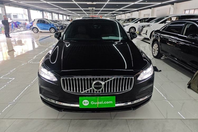 Used Volvo S90 2024 B5 Zhiyuan Luxury Edition
