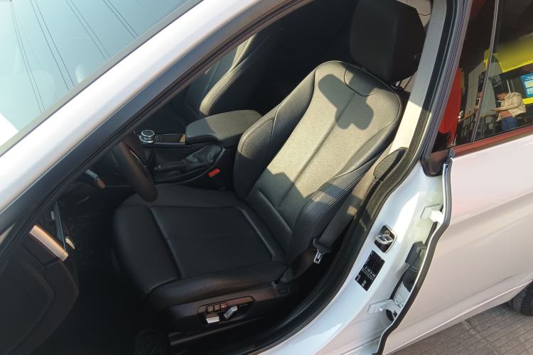 Used BMW 3 Series GT 2019 320i Sport Edition
