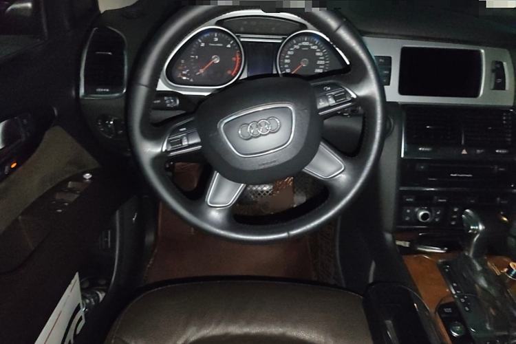 Used Audi Q7 2014 35 TDI Sport Edition
