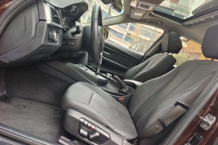 Used BMW 3 Series 2017 320Li Fashion Model
