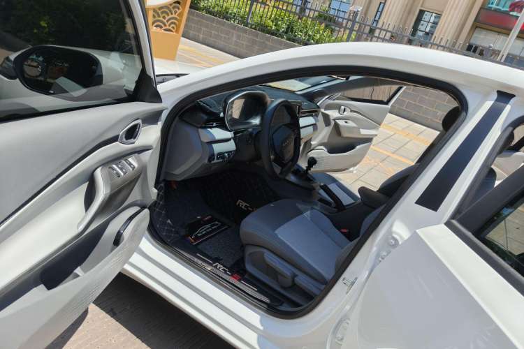 Used Baojun RC-5 2020 1.5L Manual Zhiyao Elite Edition
