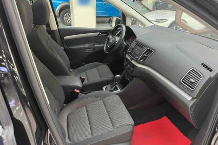 Used Volkswagen Sharan 2018 380TSI Comfort Edition 7-Seater
