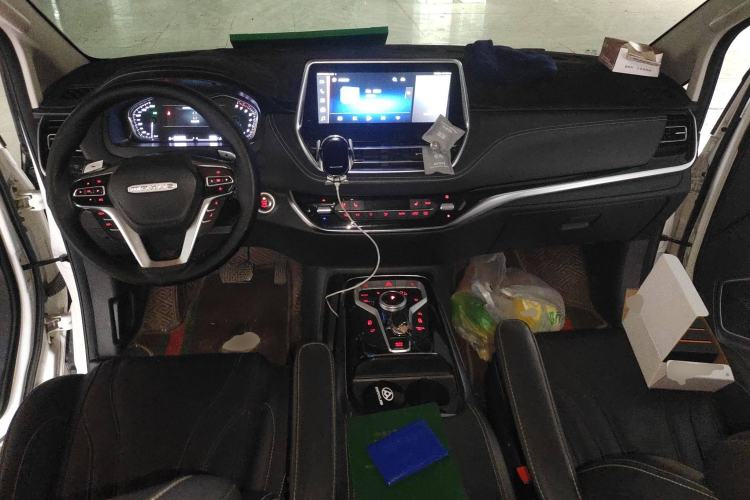 Used SAIC MAXUS G20 2021 PLUS 2.0T Gasoline Automatic Luxury Edition
