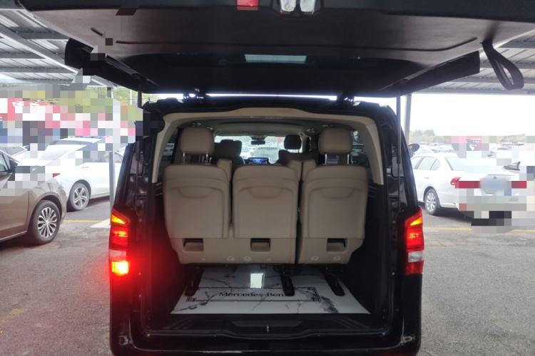 Used Mercedes-Benz Vito 2023 2.0T Elite Version 7 Seats