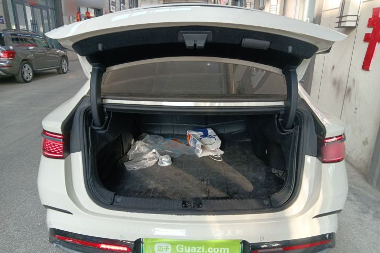 Used BYD Seal 2024 HONOR Edition DM-i 1.5L 121km Luxury Model
