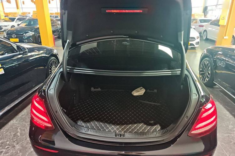 Used Mercedes-Benz E-Class 2020 Facelift E 260 L
