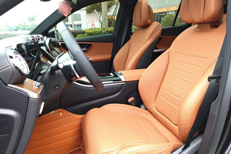 Used Mercedes-Benz GLC 2023 GLC 300 L 4MATIC Dynamic 7-Seater
