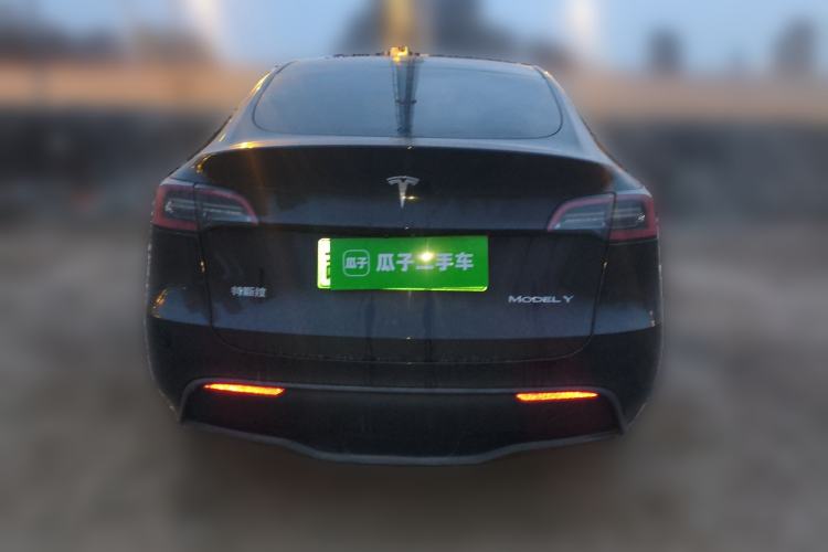 Used Tesla Model Y 2022 Rear-Wheel-Drive Version