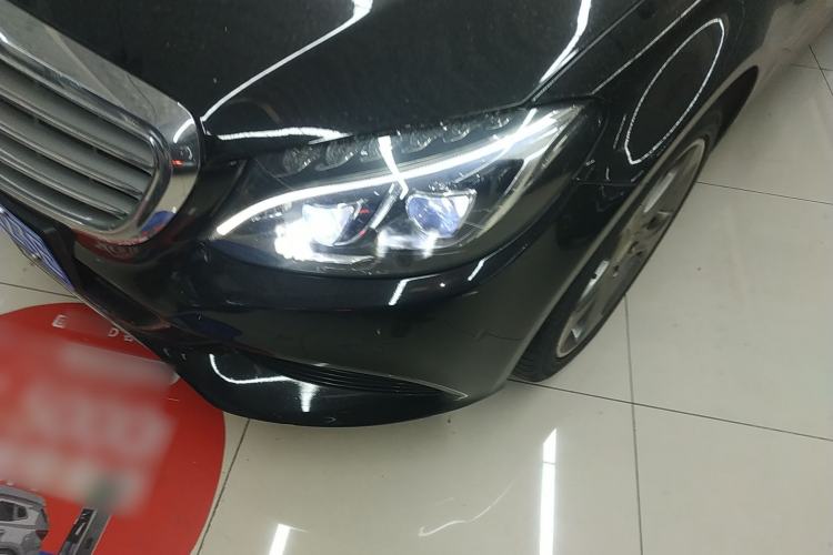 Used Mercedes-Benz C-Class 2015 C 260 L
