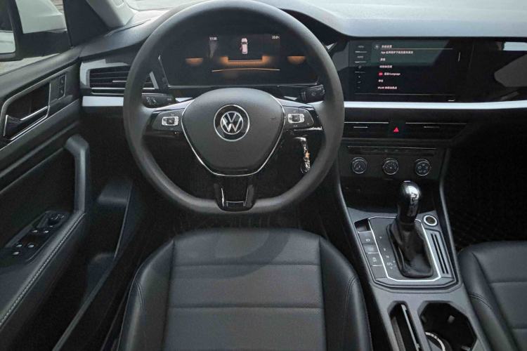 Used Volkswagen Lavida 2022 1.5L Automatic Comfort Edition
