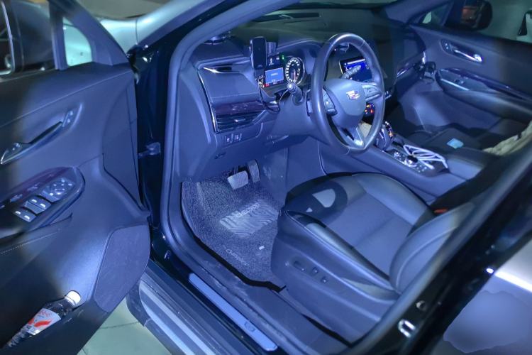 Used Cadillac XT4 2018 28T Two-Wheel Drive Tech Version
