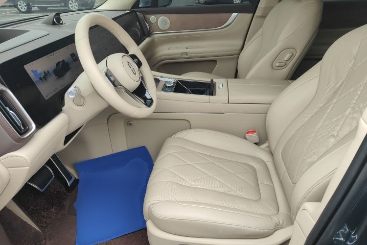 Used Hima AITO M9 2024 Range-Extended Ultra Version 42 kWh 6-Seater Model
