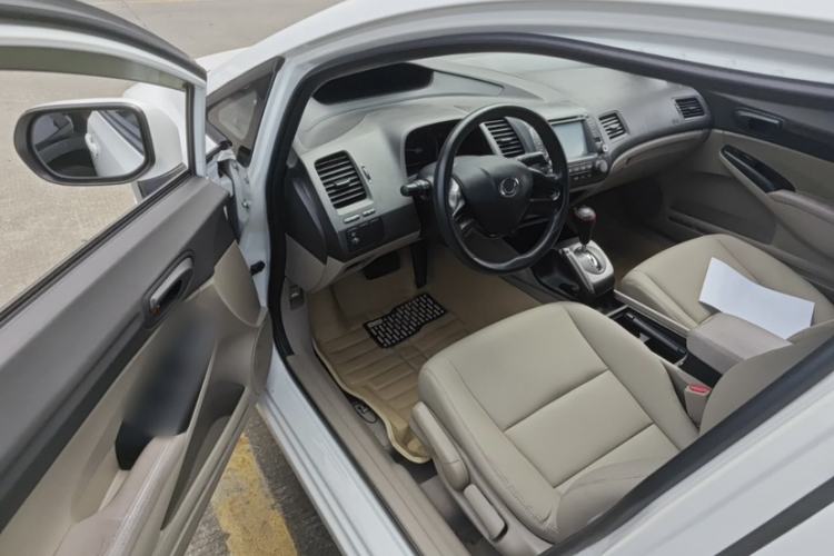 Used CIIMO CIIMO 2012 1.8L Automatic
