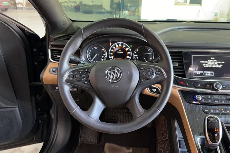 Used Buick LaCrosse 2018 20T Luxury Model
