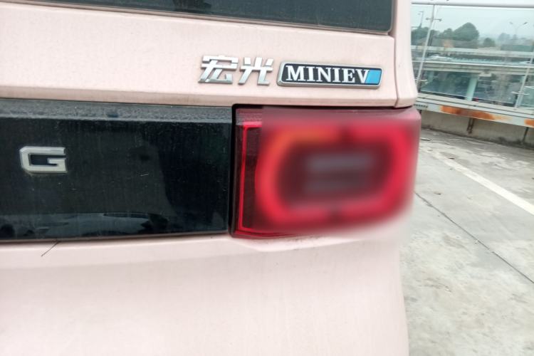 Used Wuling Hongguang MINIEV 2022 Macaron Premium Model – Lithium Ternary Battery