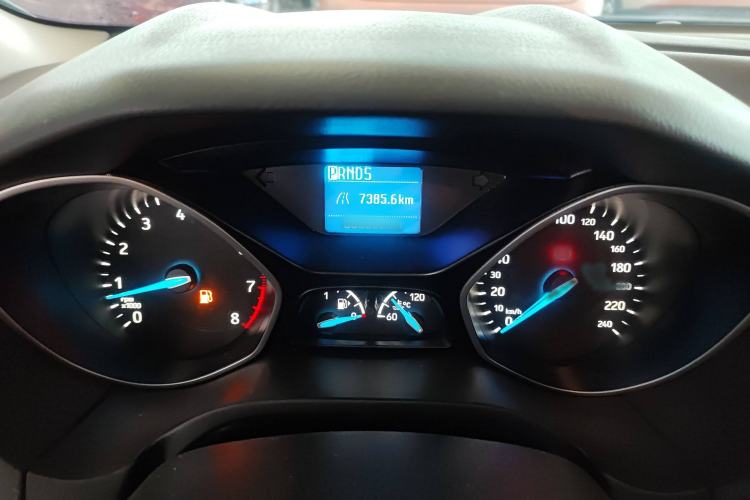 Used Ford Focus 2018 Hatchback Classic 1.6L Automatic Comfort Plus SmartDrive Edition
