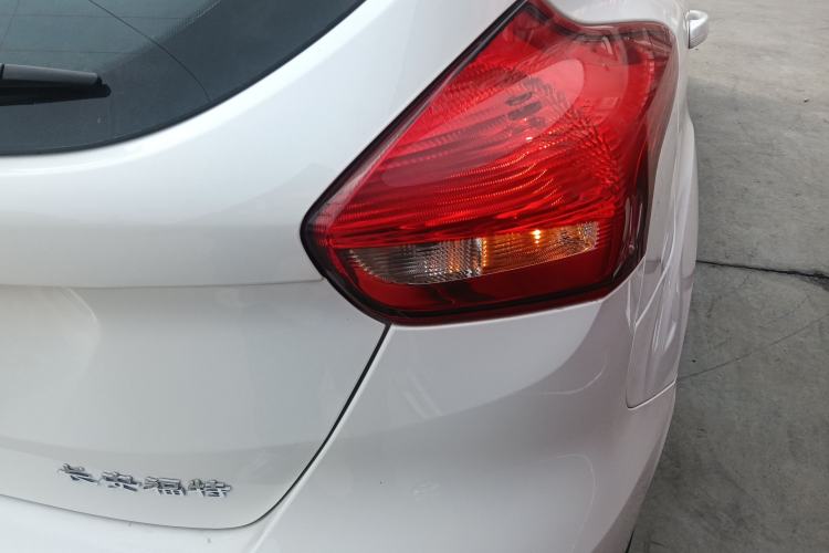 Used Ford Focus 2017 Hatchback 1.6L Automatic Fashion Edition Smart Drive Version