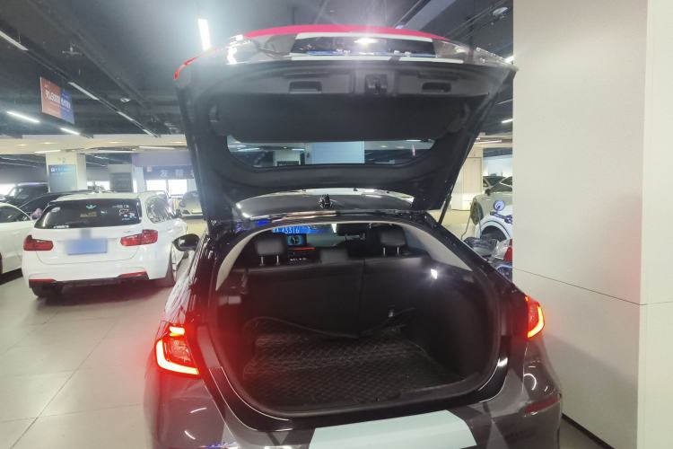 Used Honda Civic 2023 HATCHBACK 240TURBO CVT Zhiyue Edition
