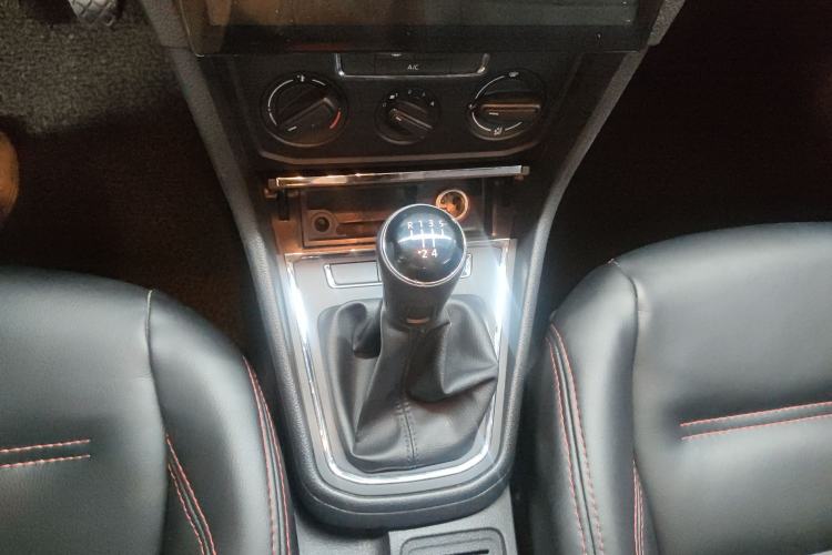 Used Volkswagen Bora 2018 1.5L Manual Fashion Model
