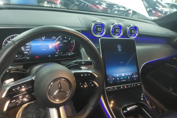 Used Mercedes-Benz GLC 2023 GLC 260 L 4MATIC Luxury Model 5 Seats