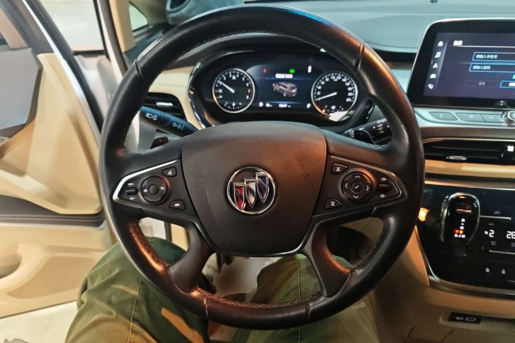 Used Buick GL8 2023 Land Executive Class 652T Luxury Model