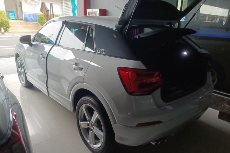 Used Audi Q2L 2018 35 TFSI Fashionable & Elegant Version China VI Emission Standard